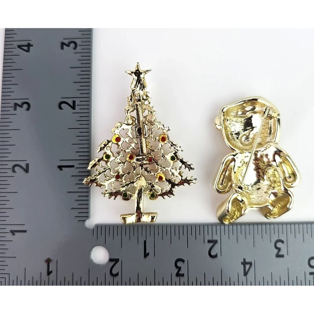 Unbranded vintage gold